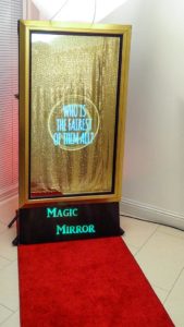 Magic Mirror Booth